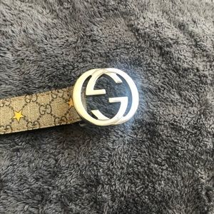 Toddler size Gucci belt (62cm)